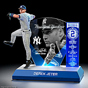 MLB Luminaries: Derek Jeter Sculpture